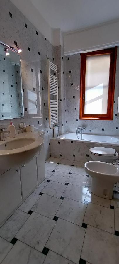 Pisa Central Station Room Rent Exterior foto
