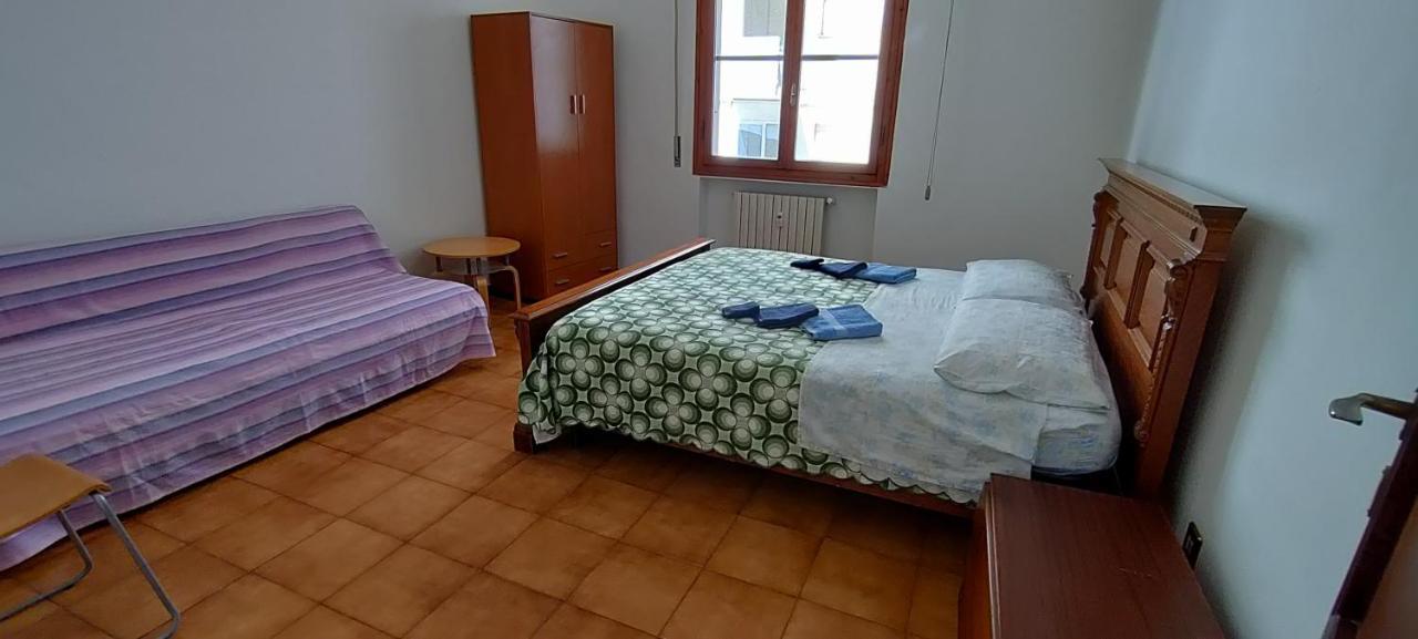 Pisa Central Station Room Rent Exterior foto